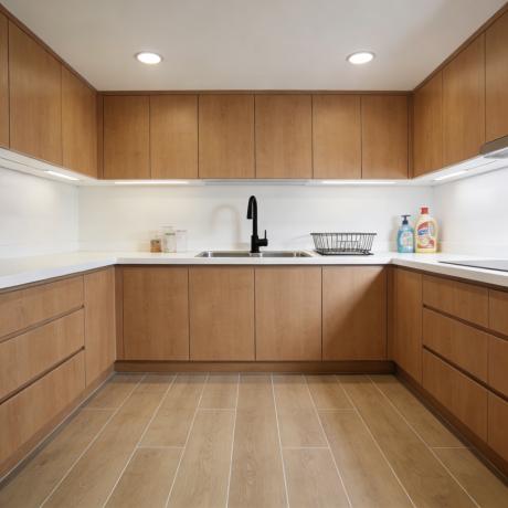 厨房橱柜搭配石塑地板